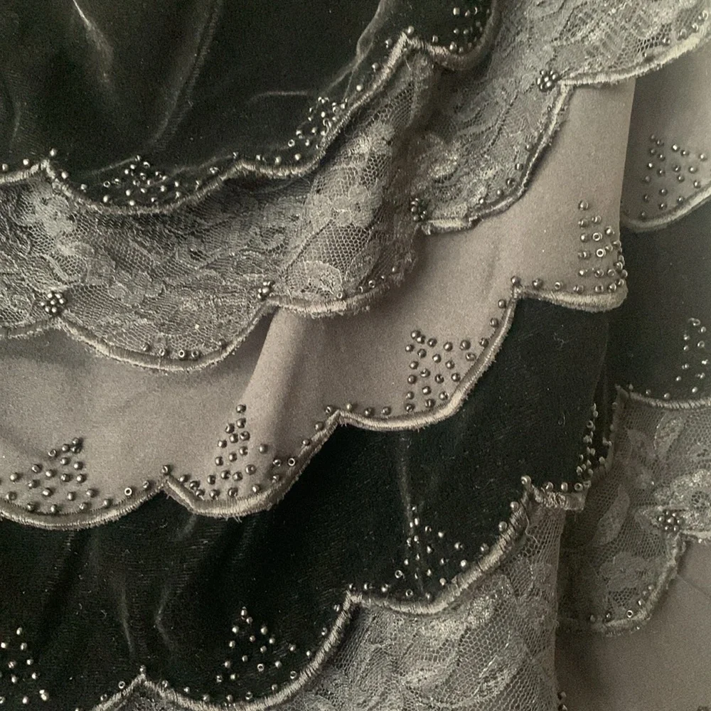 NWT Sherrie Bloom- Chetta B 75% Silk beaded